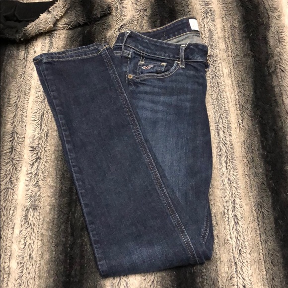 Hollister Skinny Jeans - Picture 3 of 3